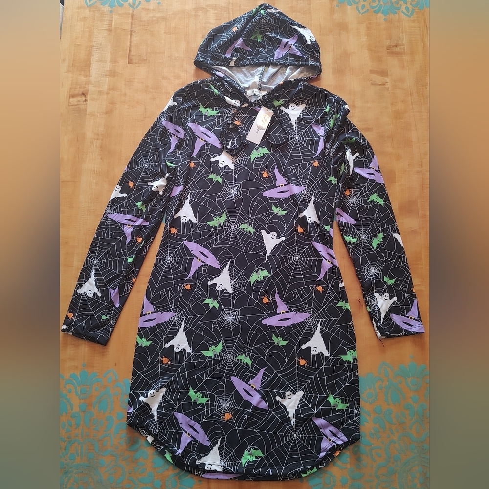 Women's Juniors Size Large Halloween Dress with Hood NWT